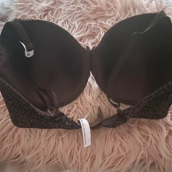 Victoria Secret Leopard Print Bra - Picture 4 of 4